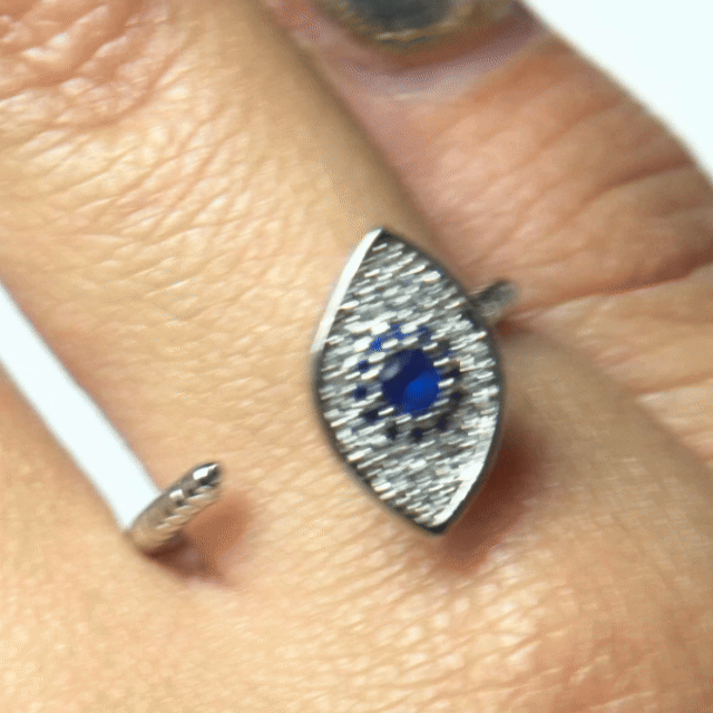 Anillo Giratorio Udyat Plateado - Agosto 18