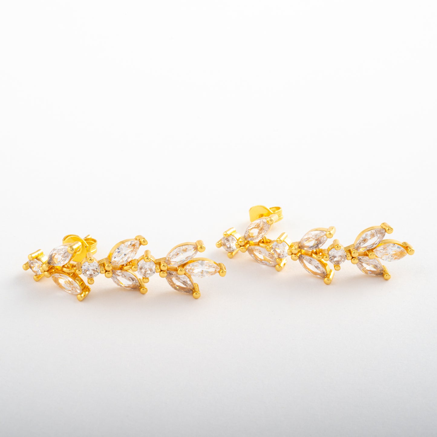 Aretes Junio Farasha - Agosto 18