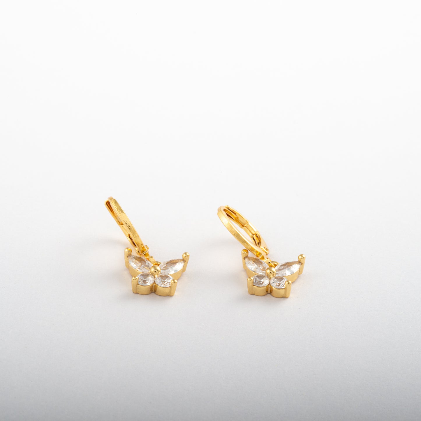 Aretes Junio Ithalia - Agosto 18