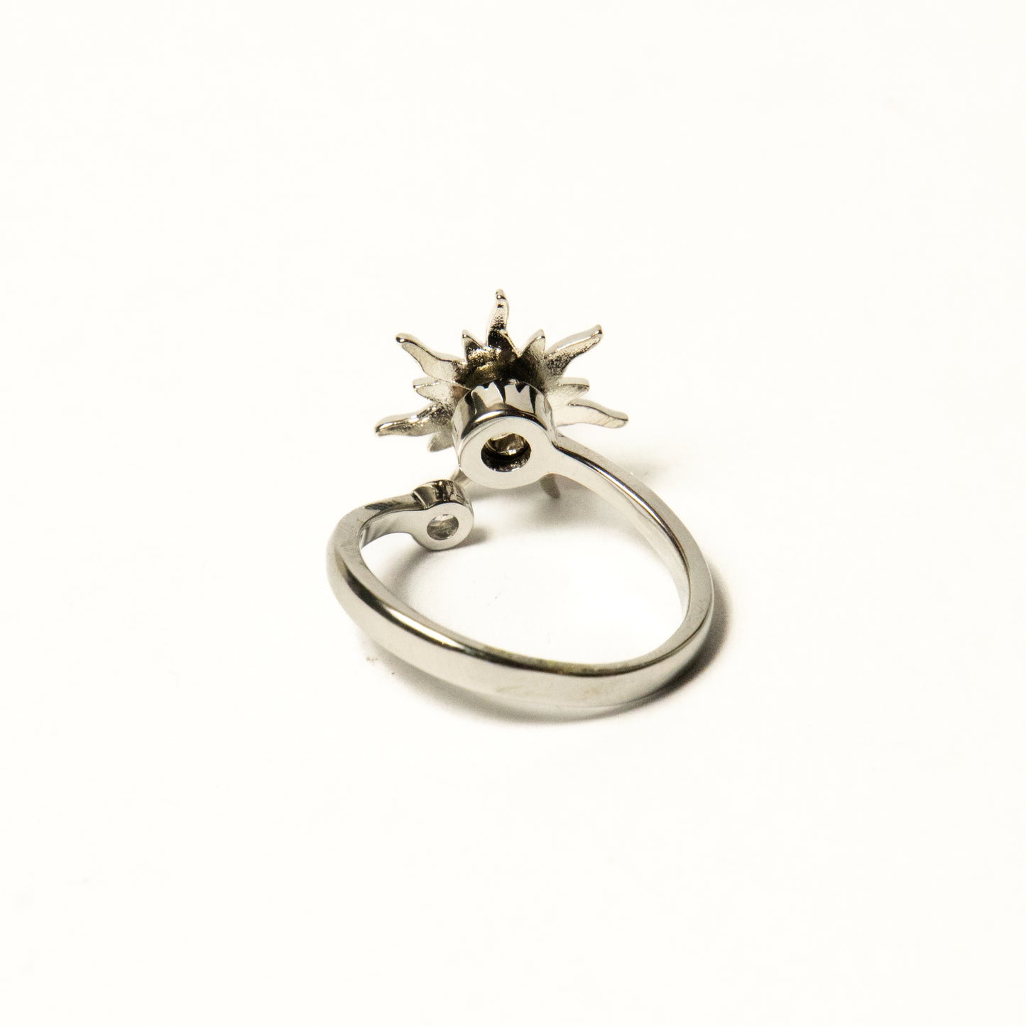 Anillo Giratorio Grabado Sol - Agosto 18