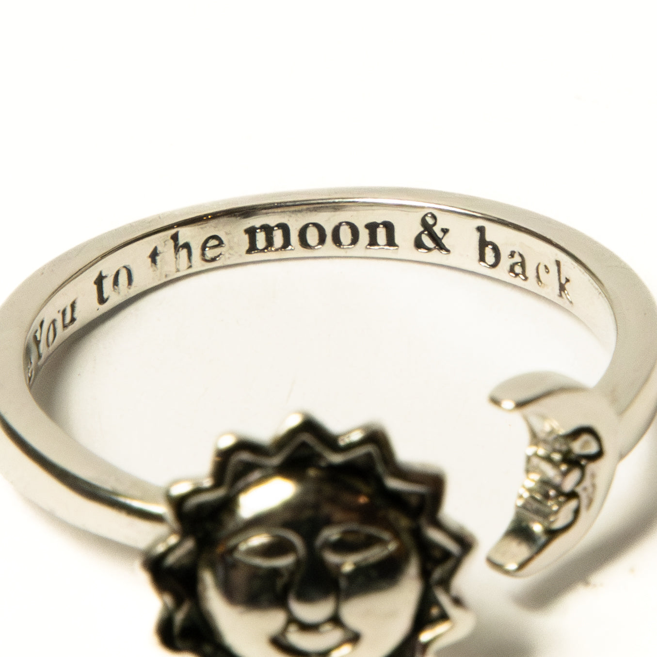 Anillo Giratorio y Grabado SolLuna - Agosto 18