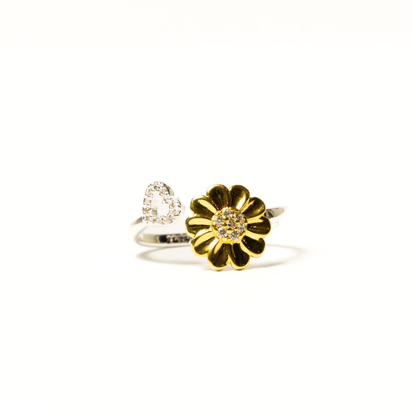Anillo Grabado Flor - Agosto 18