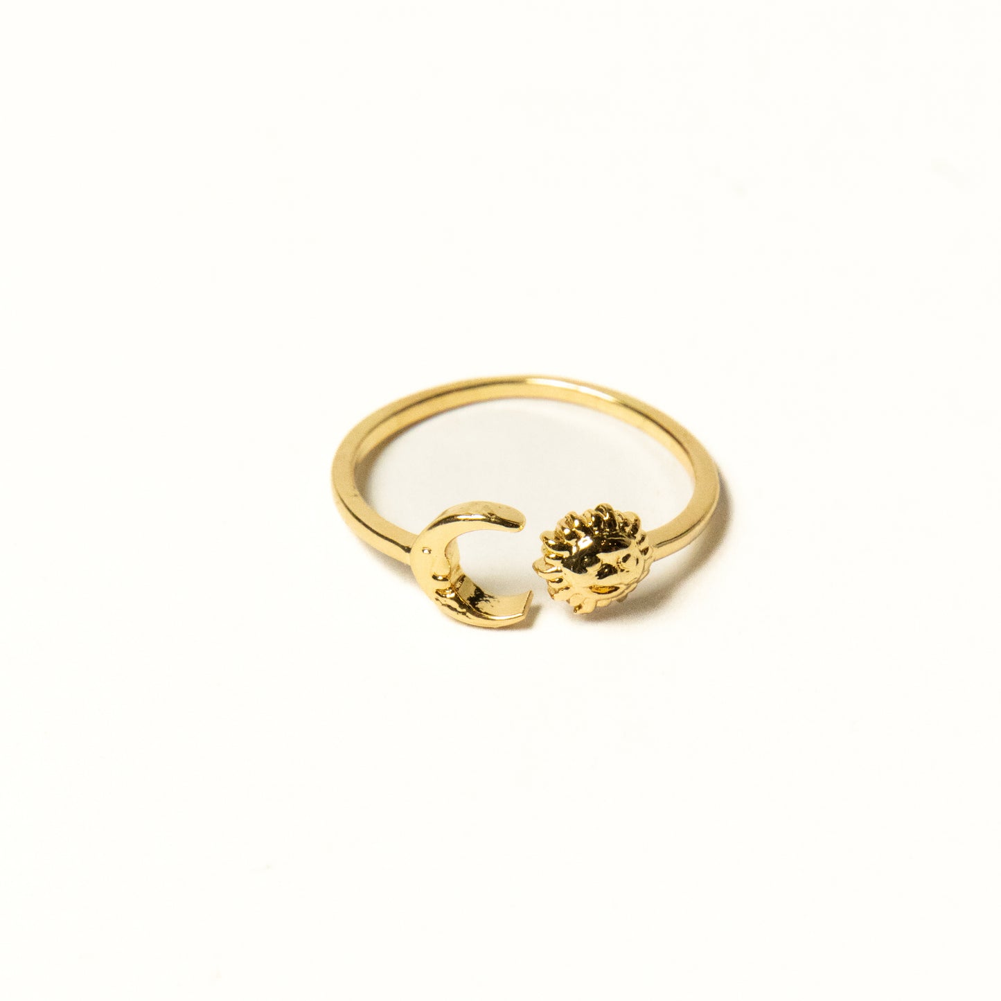 Anillo Luna y Sol Dorado - Agosto 18