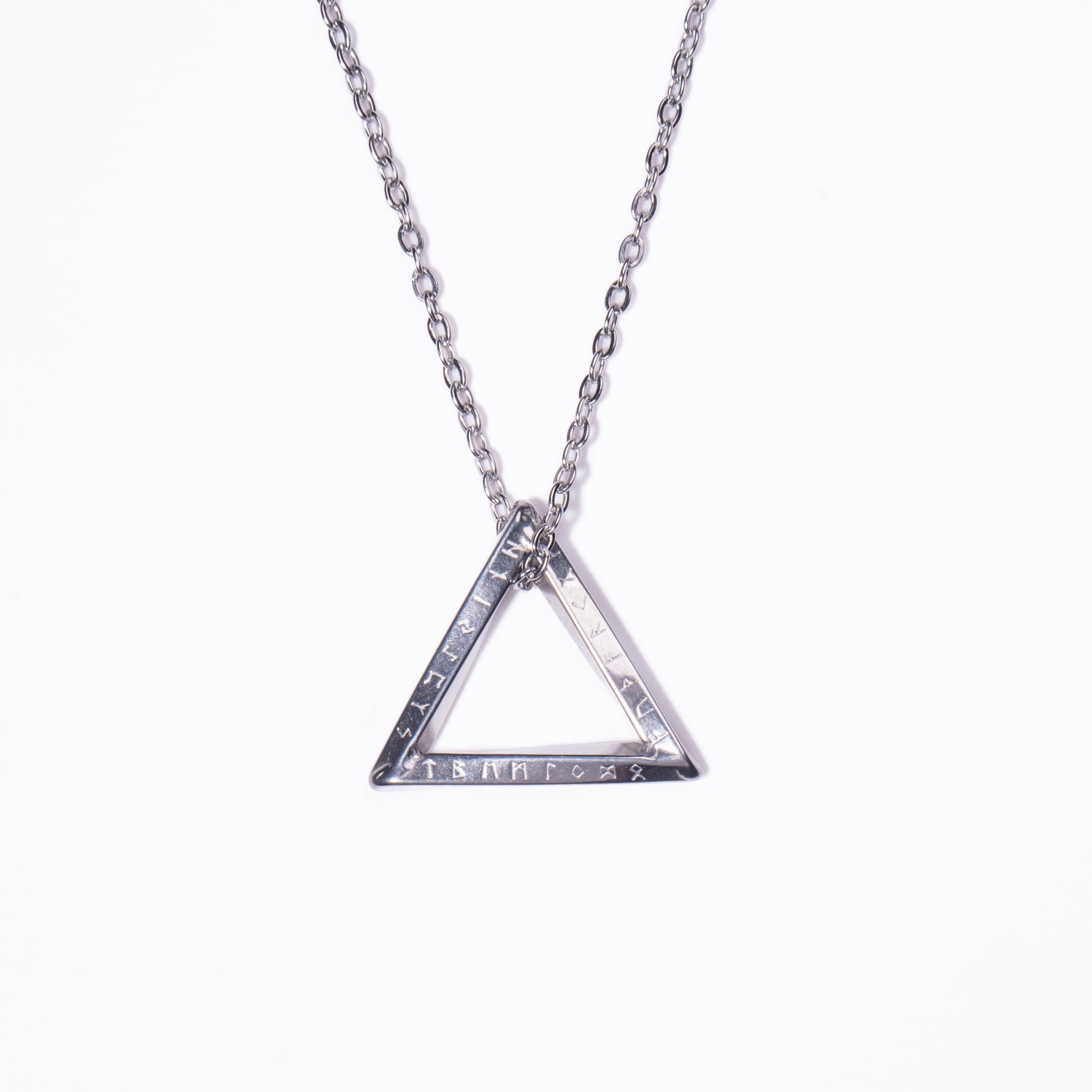 Hombre Collar Triangulo Plateado