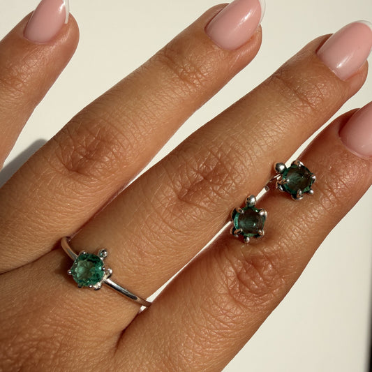 Set Anillo y Aretes Plata S925 Tortuga Cuarzo Verde en mano