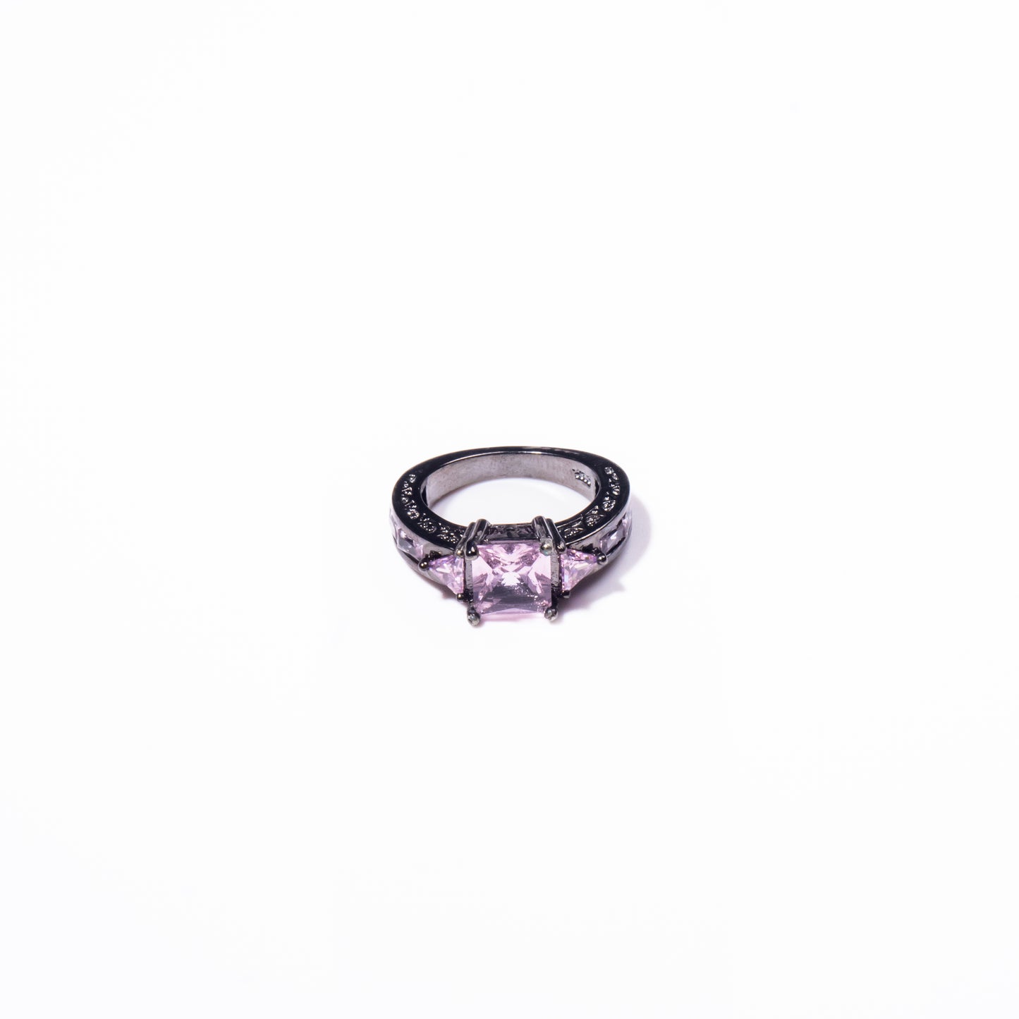 Anillo Genuino - Agosto 18