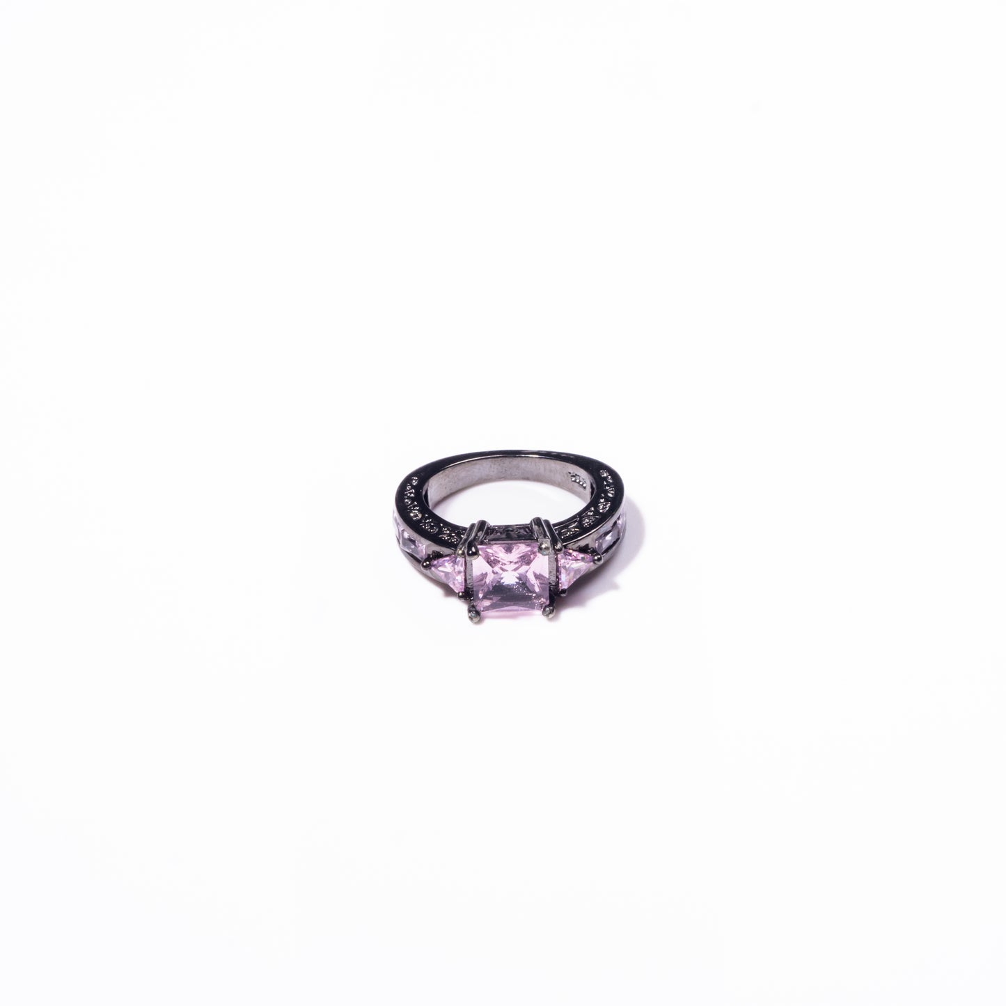Anillo Genuino - Agosto 18