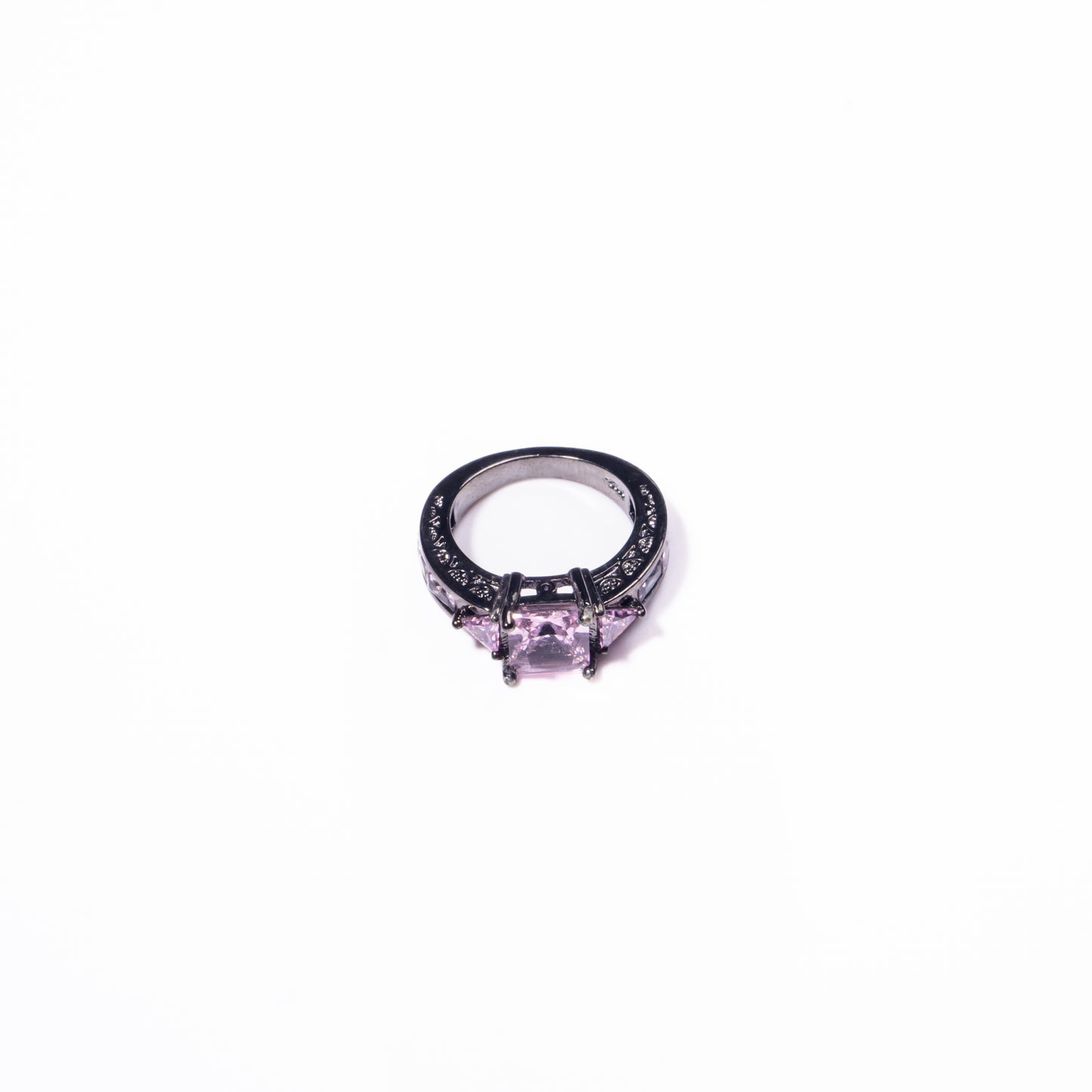Anillo Genuino - Agosto 18