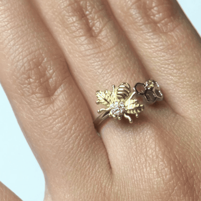 Anillo Giratorio Abeja y Panal - Agosto 18