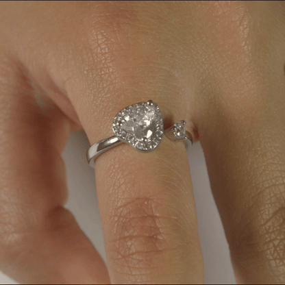 Anillo Giratorio Corazón con Zirconias Plateado
