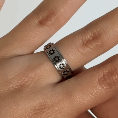 Anillo Deslizante Flor Plateado
