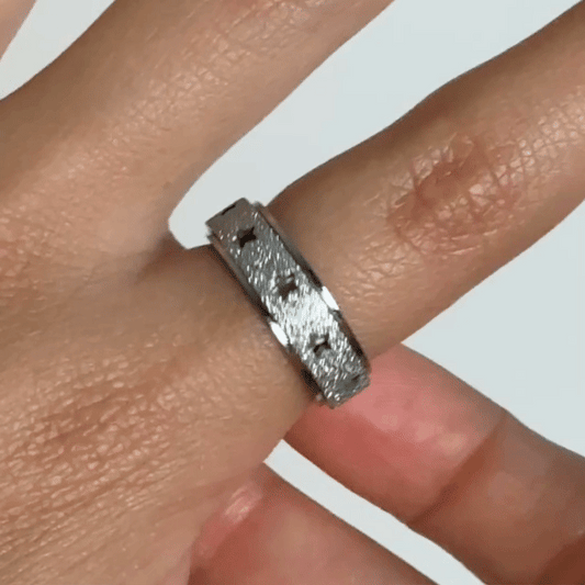 Anillo Deslizante Estrellas Aspero Plateado