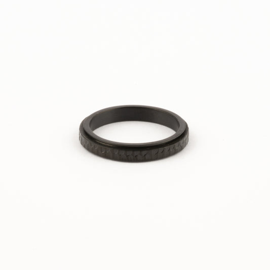 Anillo Deslizante Delgado Hammered Negro