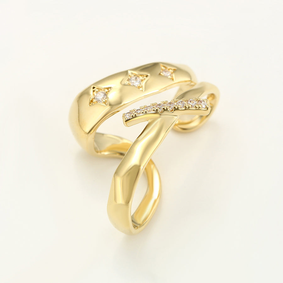 PUNE GOLD EARCUFF