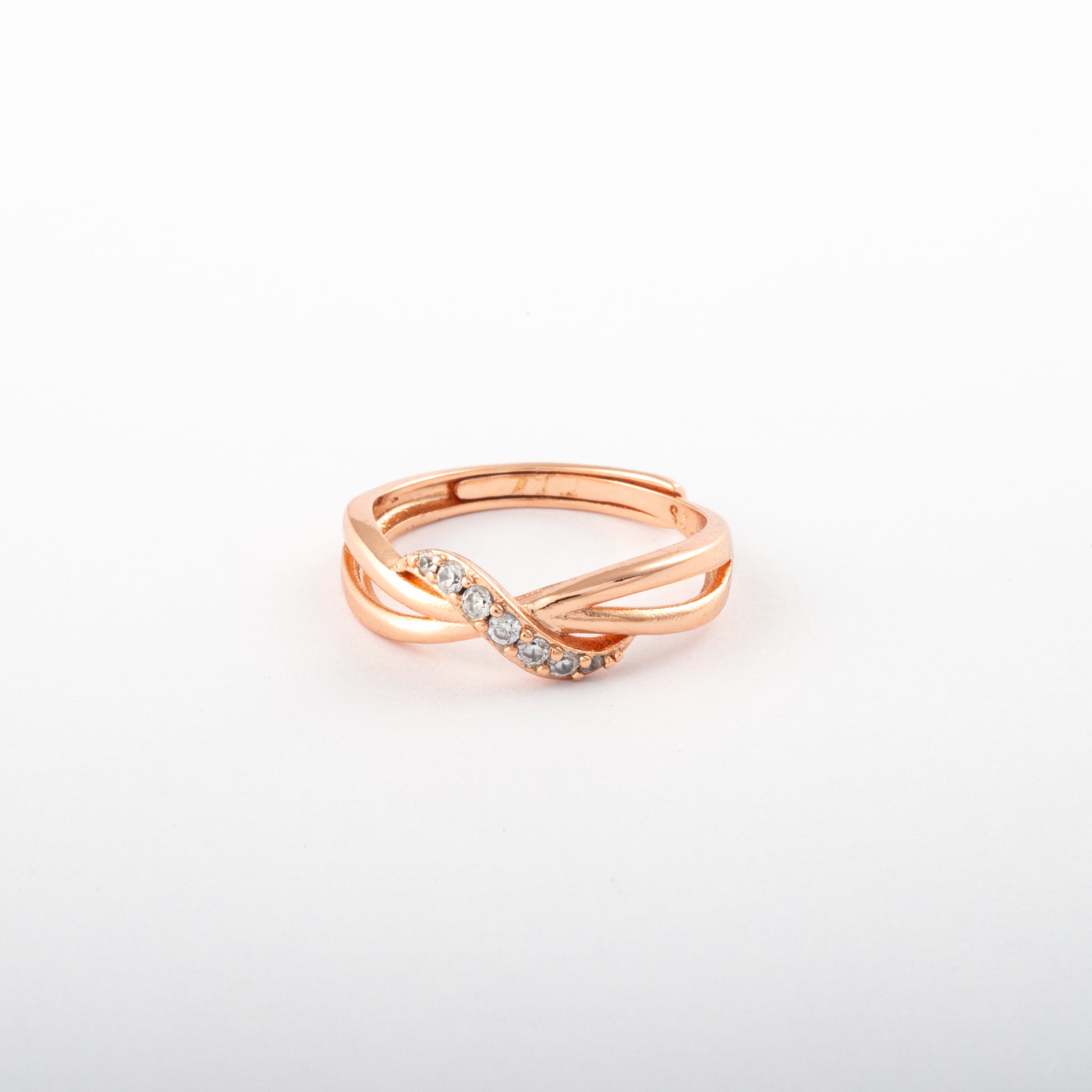 Anillo Junio Laelitha - Agosto 18