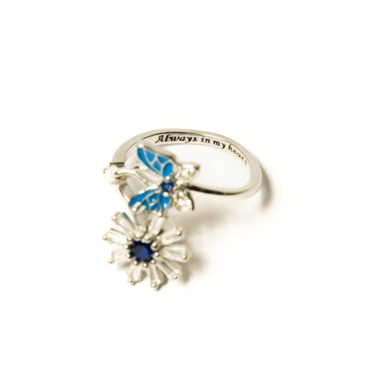 Anillo Giratorio Mariposa y Flor - Agosto 18
