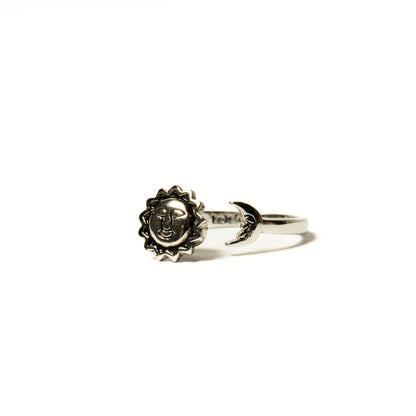 Anillo Giratorio y Grabado SolLuna - Agosto 18