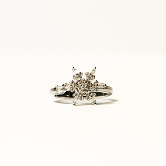 Anillo Giratorio Copo de Nieve Zirconias - Agosto 18