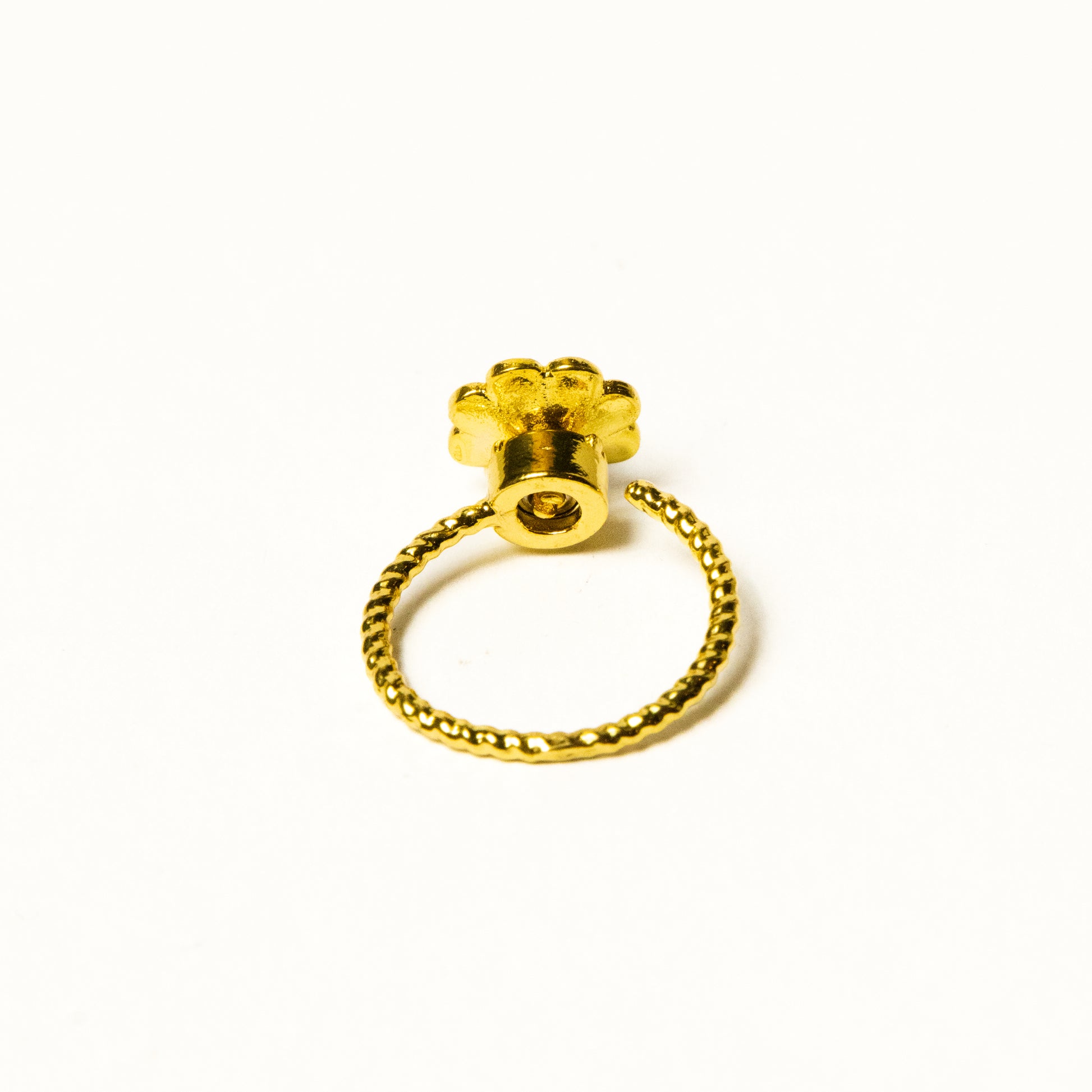 Anillo Giratorio Flor Perla - Agosto 18