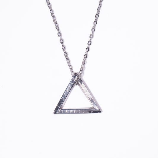 Hombre Collar Triangulo Plateado