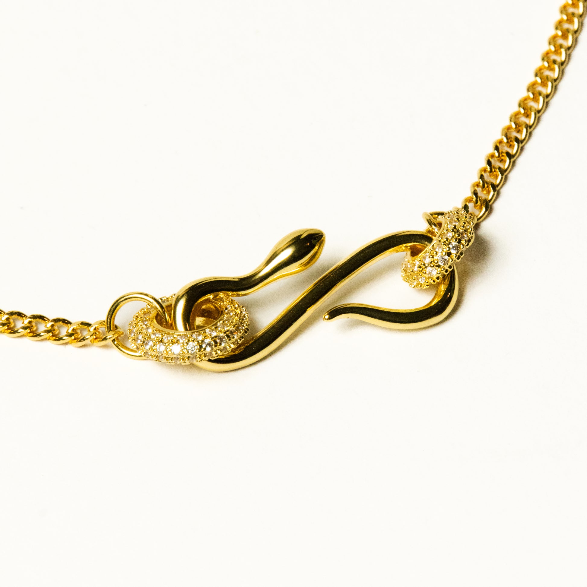 Collar Orlena - Agosto 18