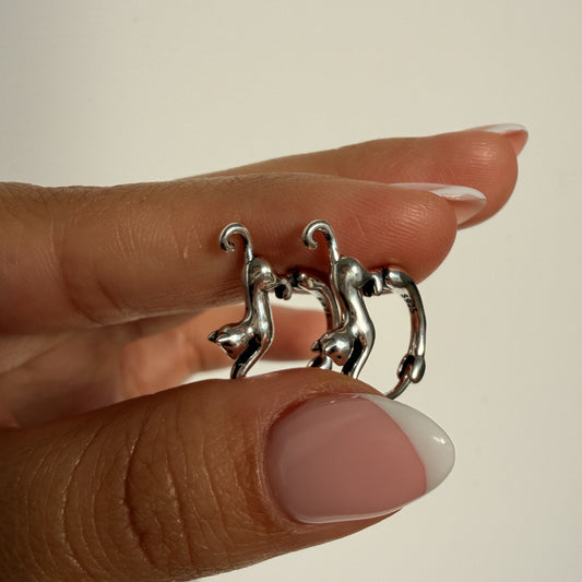 Aretes Argolla Plata S925 Gatito en mano
