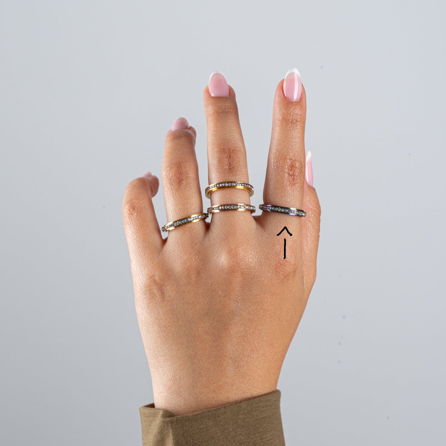 Anillo Deslizante Delgado Zirconias Tornasol