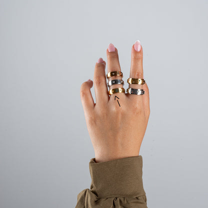 Anillo Deslizante Insertos Zirconias Dorado