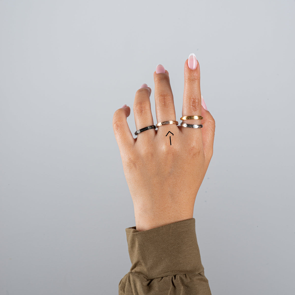 Anillo Deslizante Delgado Hammered Oro Rosa