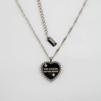 Collar Corazón Doble · Agosto 18
