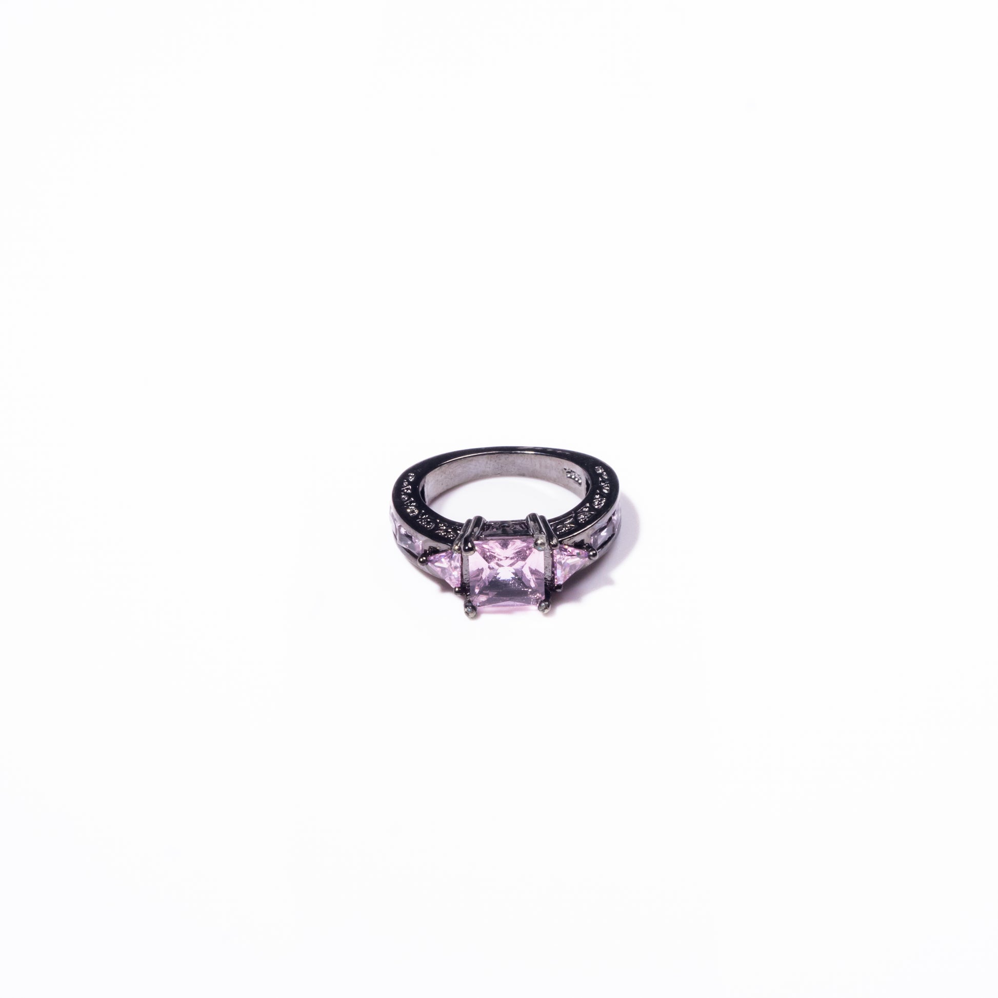 Anillo Genuino - Agosto 18