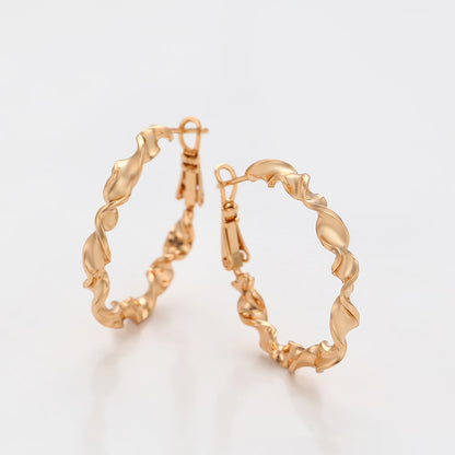 Aretes Neluna
