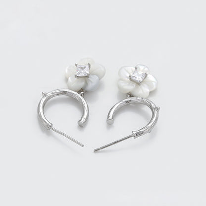 Aretes Selvyn