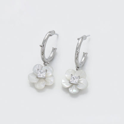 Aretes Selvyn