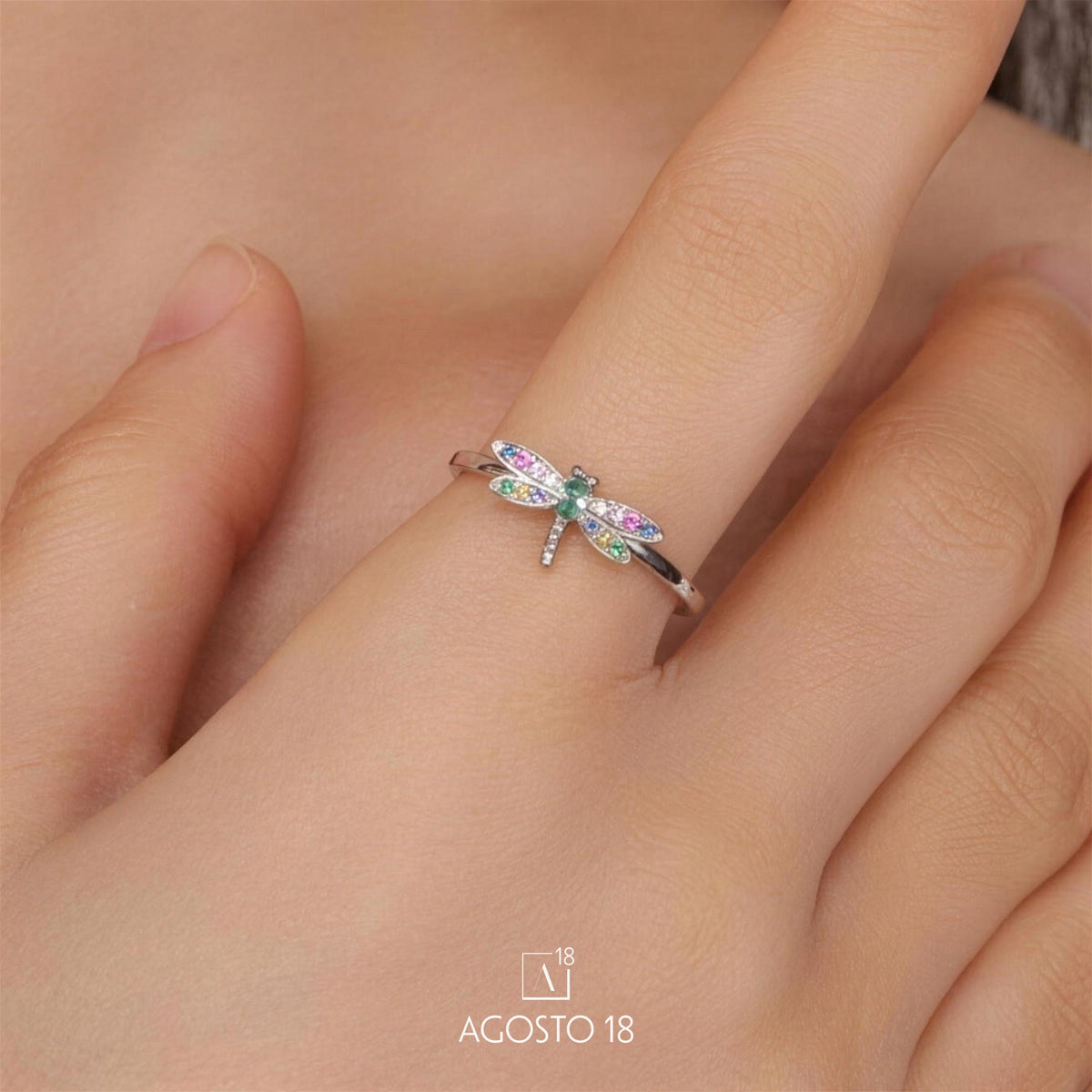 Anillo Plata S925 Libélula Multicolor – así se ve puesto