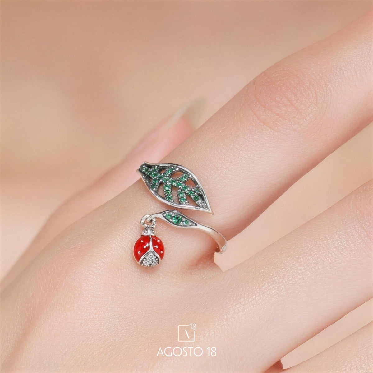Anillo Plata S925 Mariquita y Hoja – así se ve puesto