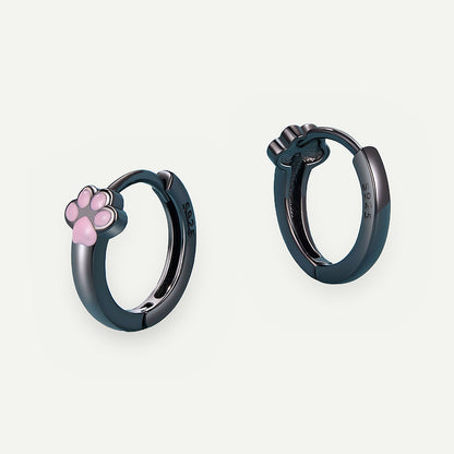 Aretes Argolla Negros Plata S925 Huella de Gato – detalle