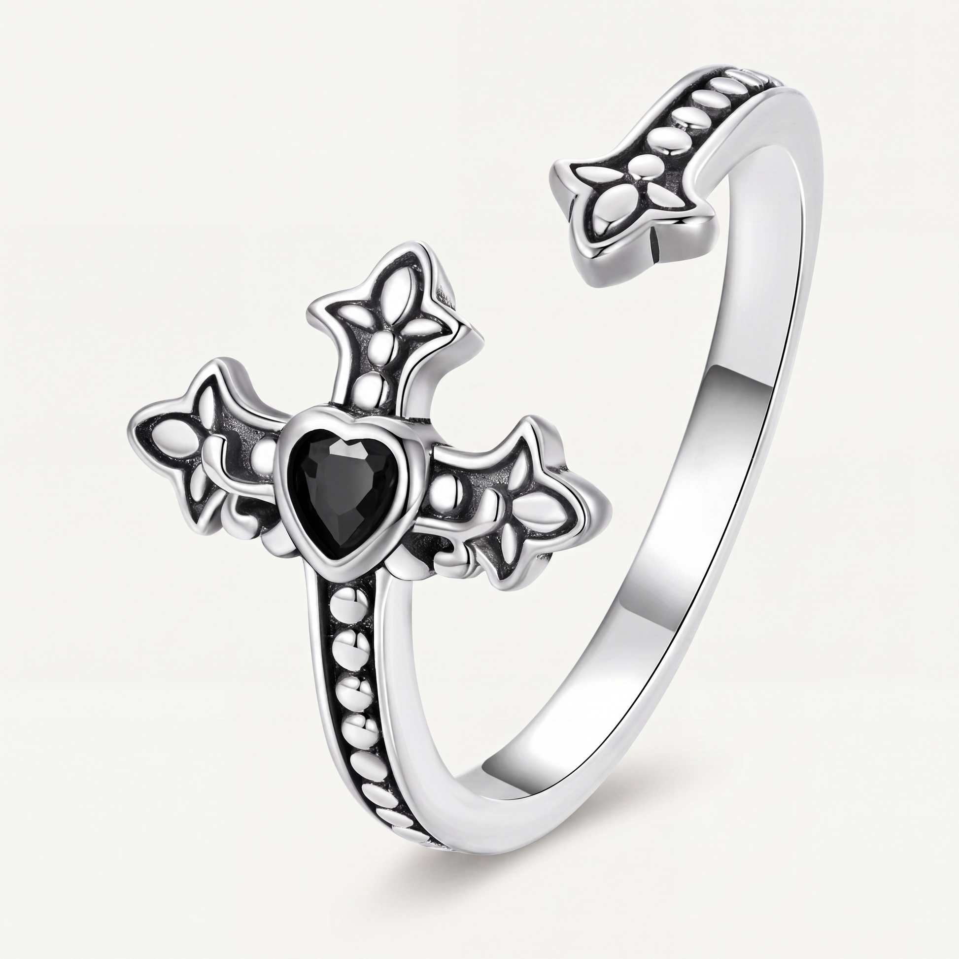 Anillo Plata S925 Cruz Gótica Corazón Negro