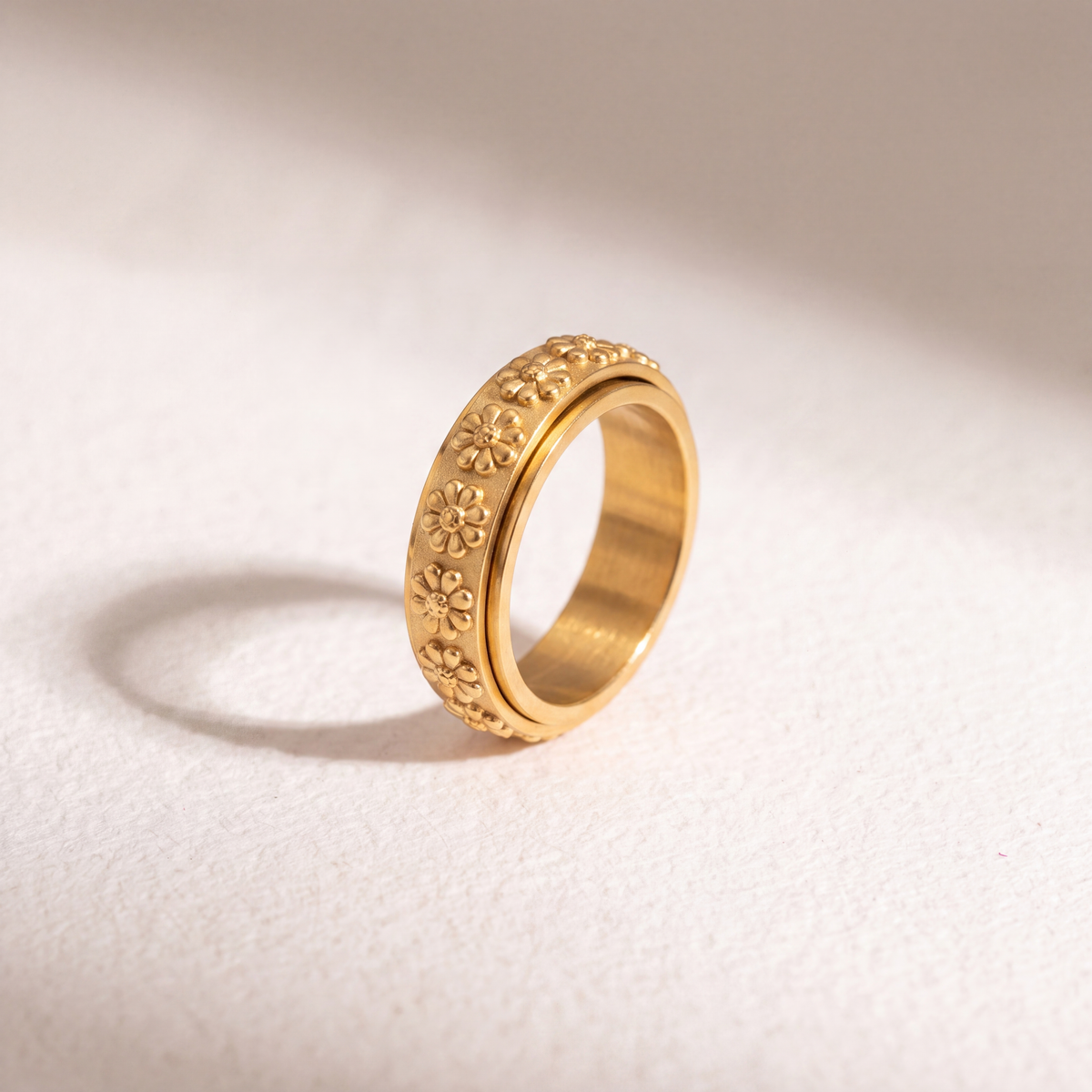 Anillo Deslizante Flores Relieve