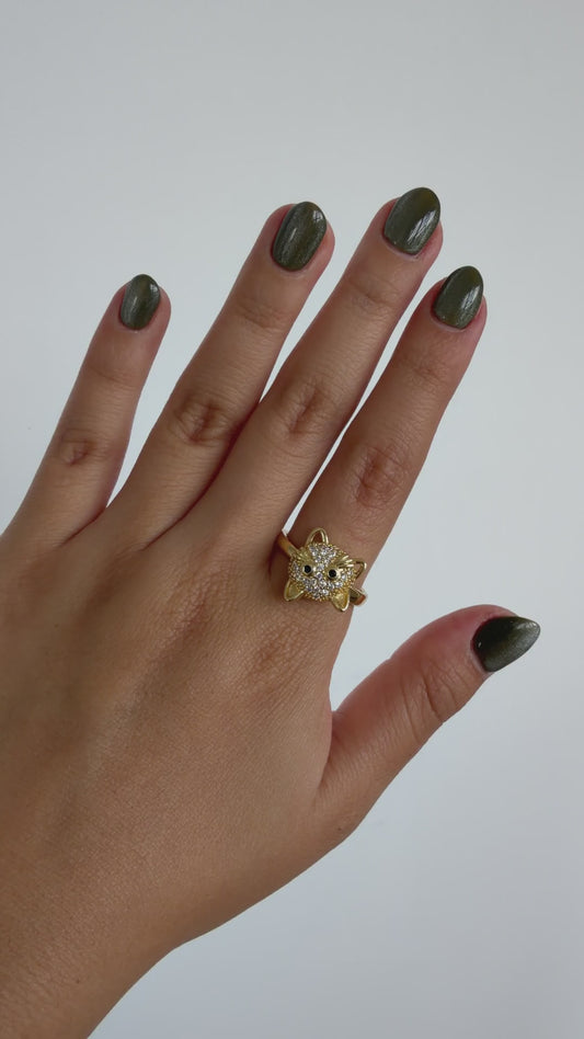 Anillo Anti-Estrés Gatito Dorado Cat Within — video del producto girando en la mano